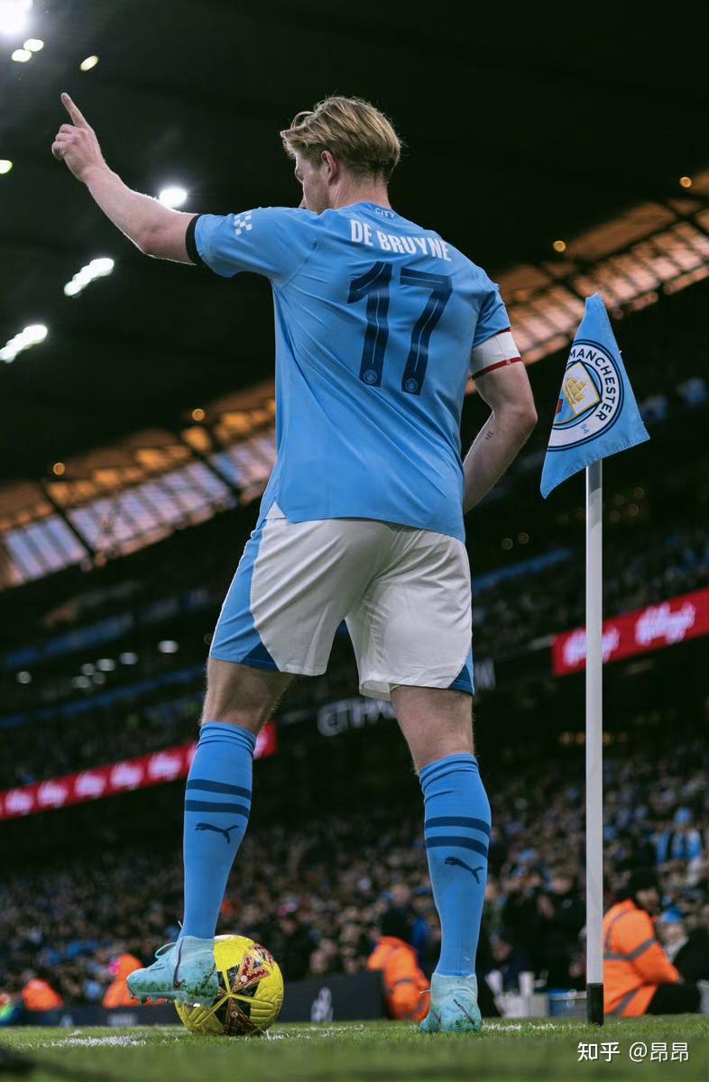 篮球勇士替补球员连续得分上双