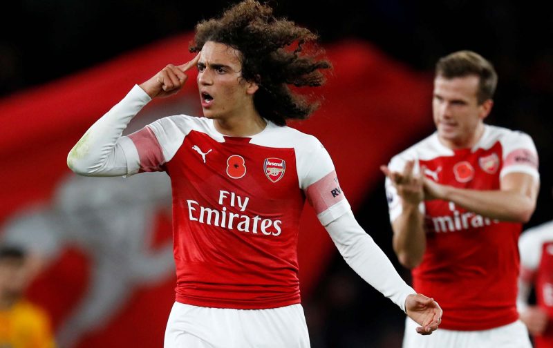 愿无大碍！英冠查尔顿vs朴茨茅斯因看台球迷昏迷不醒腰斩